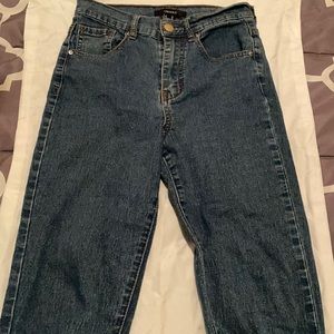 skinny jeans